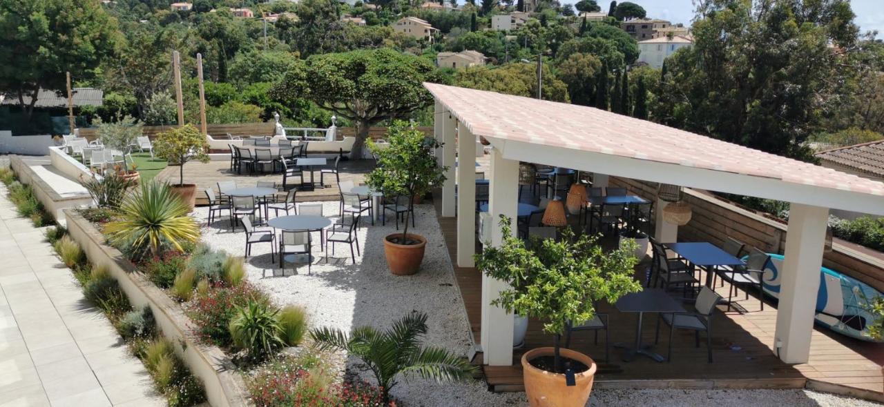 Hotel Beau Site Le Lavandou Bagian luar foto